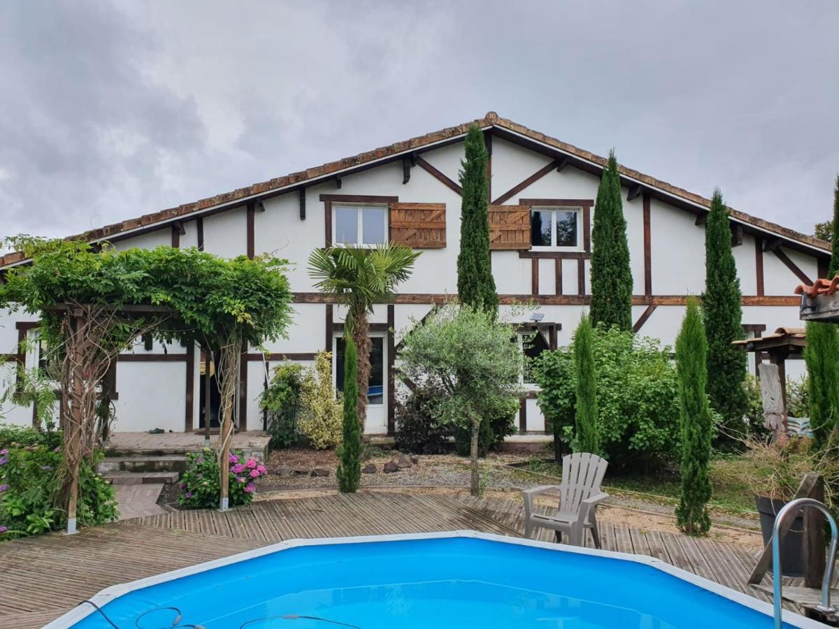 La Landaise Villa Sainte-Eulalie-en-Born Exterior photo